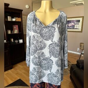 Pure Jill bluish/gray & black paisley print 3/4 sleeve Vneck blouse-size L